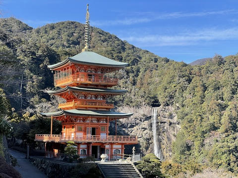 Nachi Falls and the pagoda