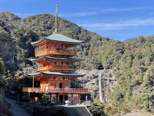 Nachi Falls and the pagoda